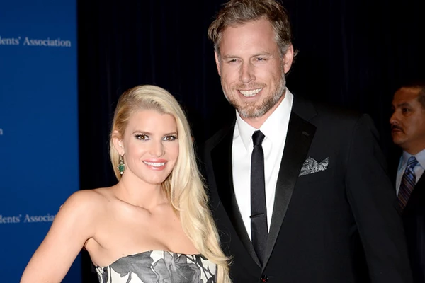 Jessica Simpson and Eric Johnson Are Officially Married