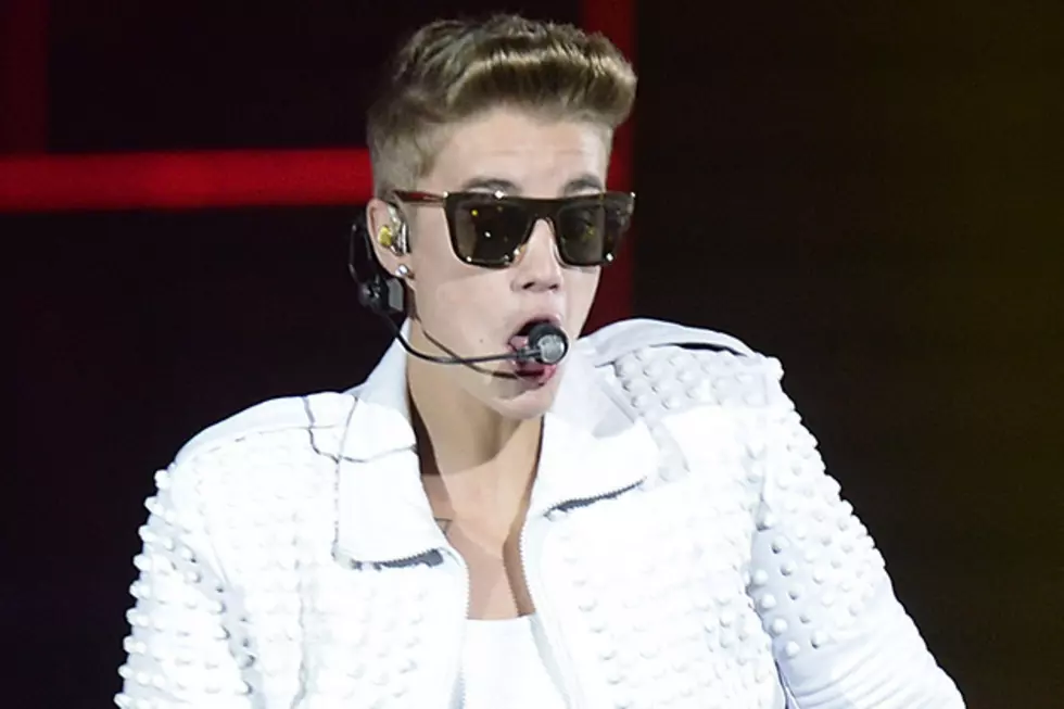 Justin Bieber Meets With Probation Officer in Egg Incident