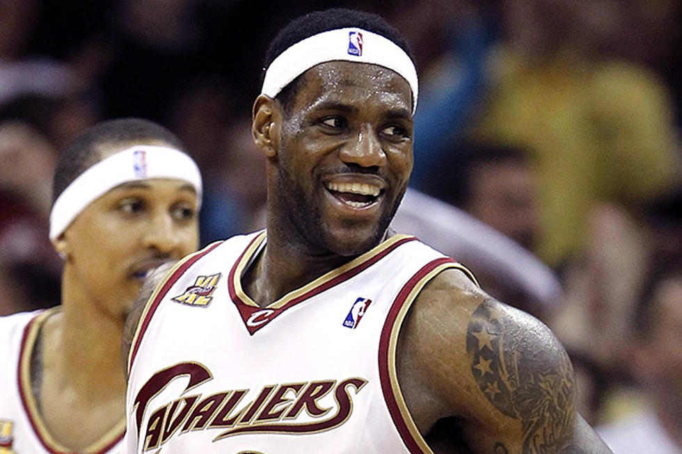 Celebs React to Lebron James&#8217; Cleveland Return: Snoop Dogg, Diddy + More