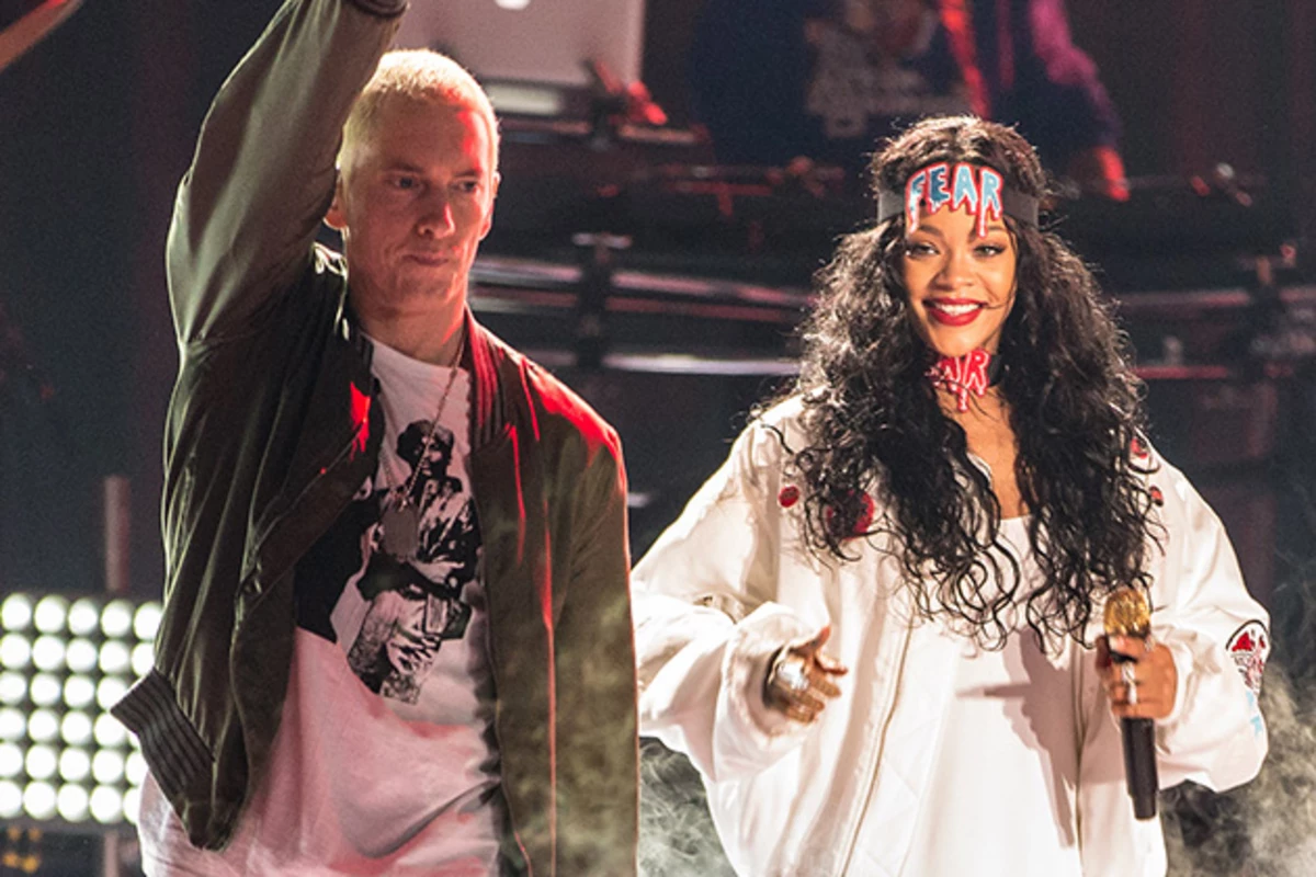 Eminem Brings Out Rihanna for Three Songs at Lollapalooza