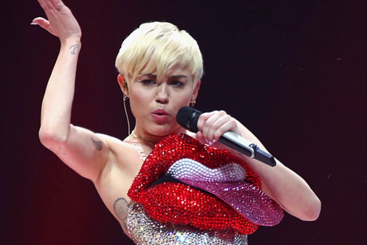 Miley Cyrus Gets Two New Tattoos [PHOTOS]