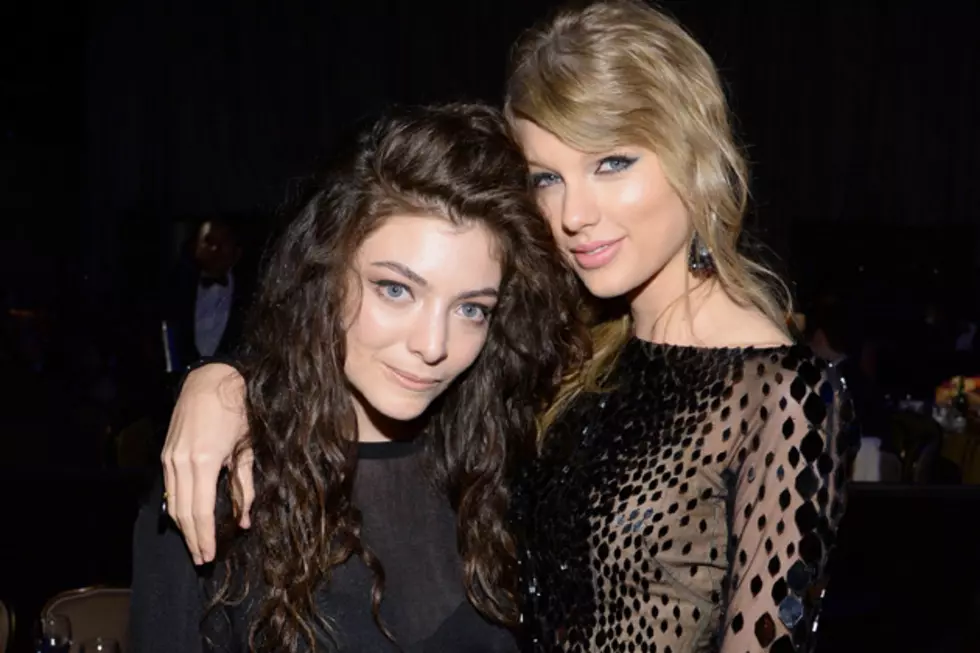 Taylor Swift + Lorde Take a Cooking Class Together [PHOTOS]