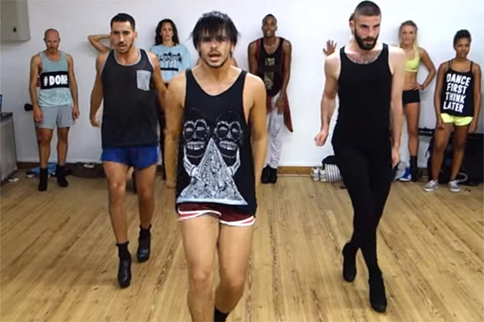 Three Guys Dance in Heels to Ariana Grande&#8217;s &#8216;Break Free&#8217; [VIDEO]