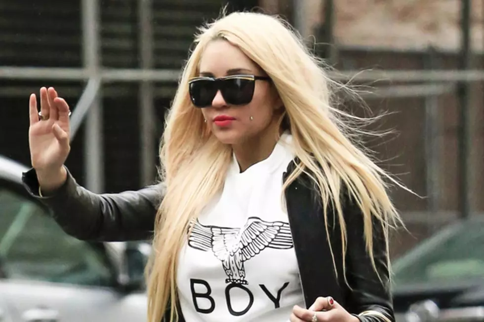 Amanda Bynes Reportedly Attacks Fan, Speaks Out on Twitter