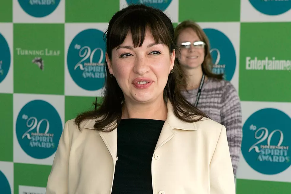 Actress Elizabeth Pena (‘The Incredibles,’ ‘Modern Family’) Dies at 55