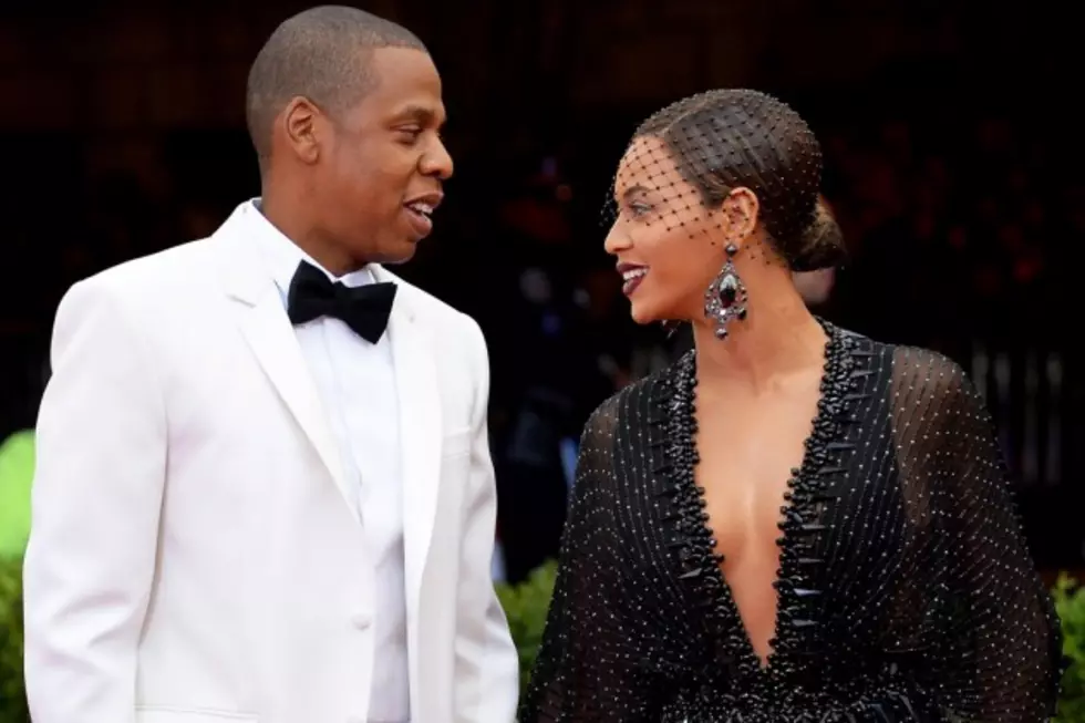 Beyonce And Jay-Z Renew Wedding Vows, Are Crazy In Love