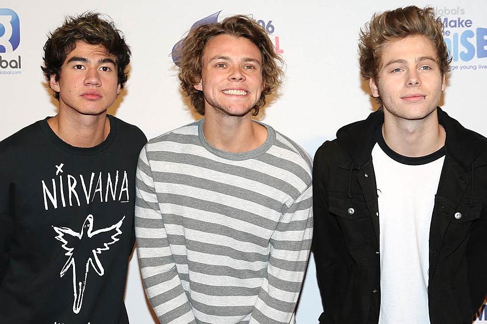 5 Seconds of Summer Perform Without Michael Clifford