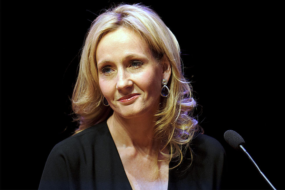 J.K. Rowling’s Christmas Gift to Fans: More ‘Harry Potter’ Material