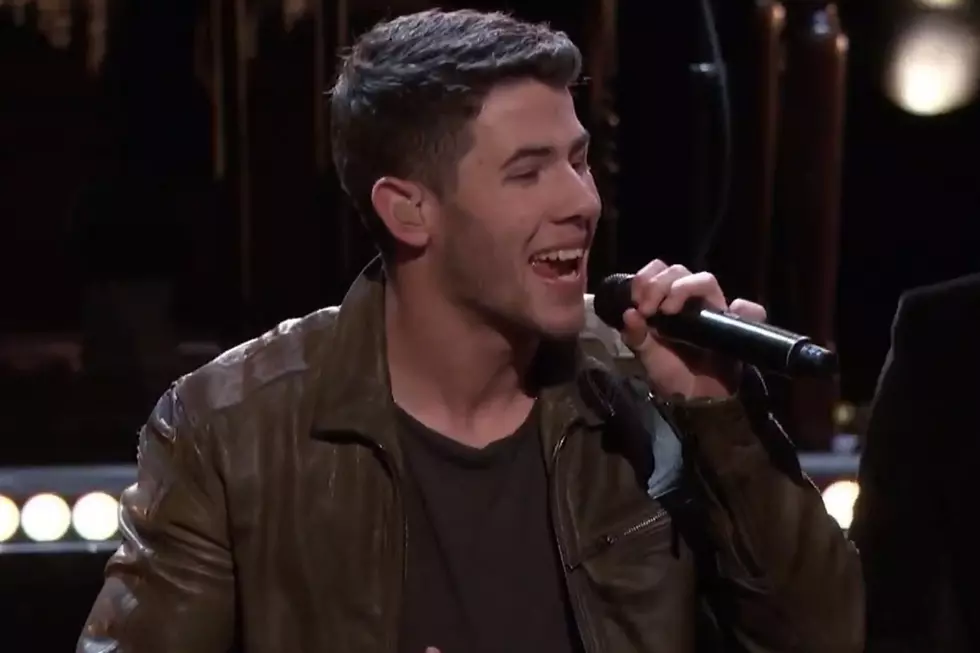 Nick Jonas + Top 8 Contestants Perform ‘Jealous’ on ‘The Voice’ [VIDEO]