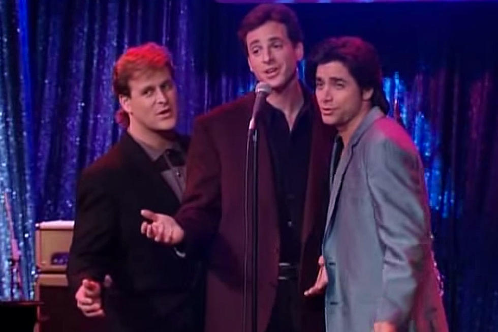 &#8216;Full House&#8217; Cast Reunites + Sings Theme Song [VIDEO]