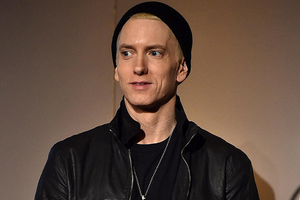 Eminem Visits Terminally Ill Fan at Home