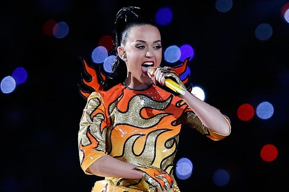 Katy Perry Roars During 2015 Super Bowl Halftime Show