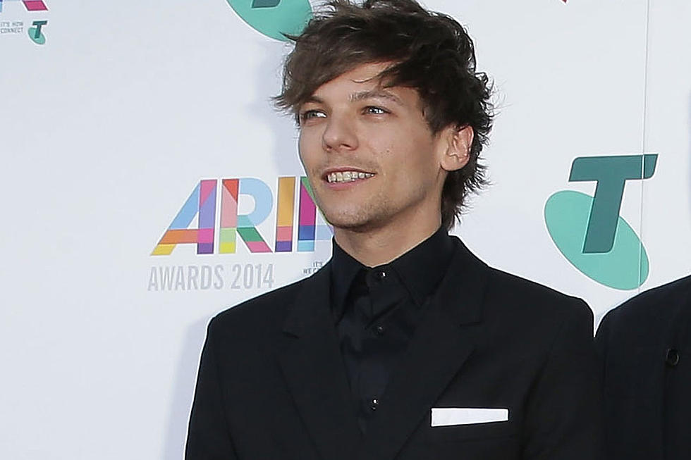 One Direction Fans React After Louis Tomlinson Reportedly Said He’s Gay [VIDEO]