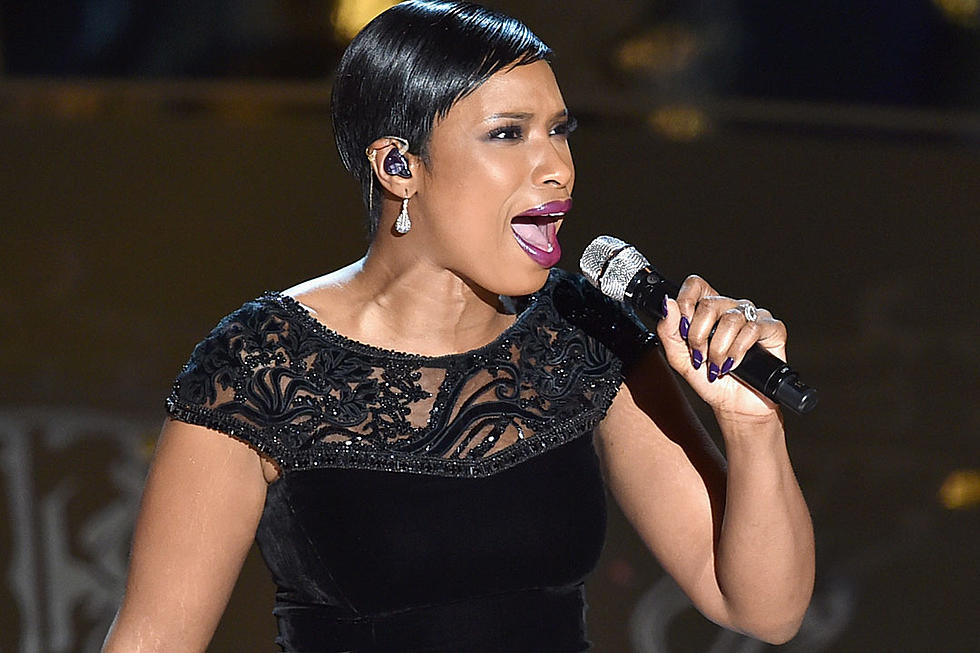 Jennifer Hudson Performs ‘I Can’t Let Go’ for In Memoriam Tribute at the 2015 Oscars [VIDEO]