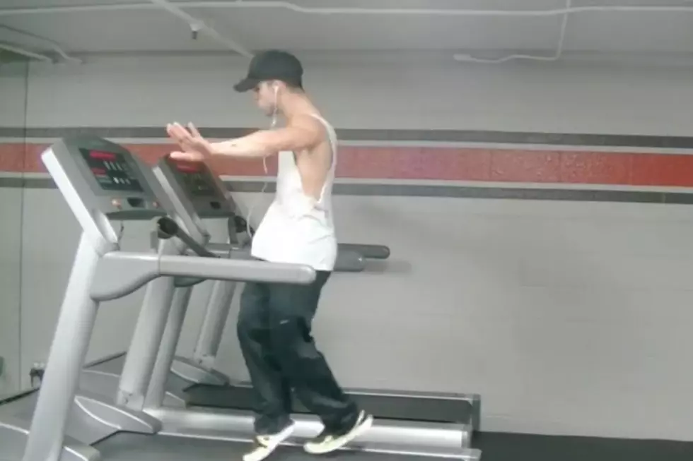 Incredible Dancer Works Out ‘Uptown Funk’ on the Treadmill