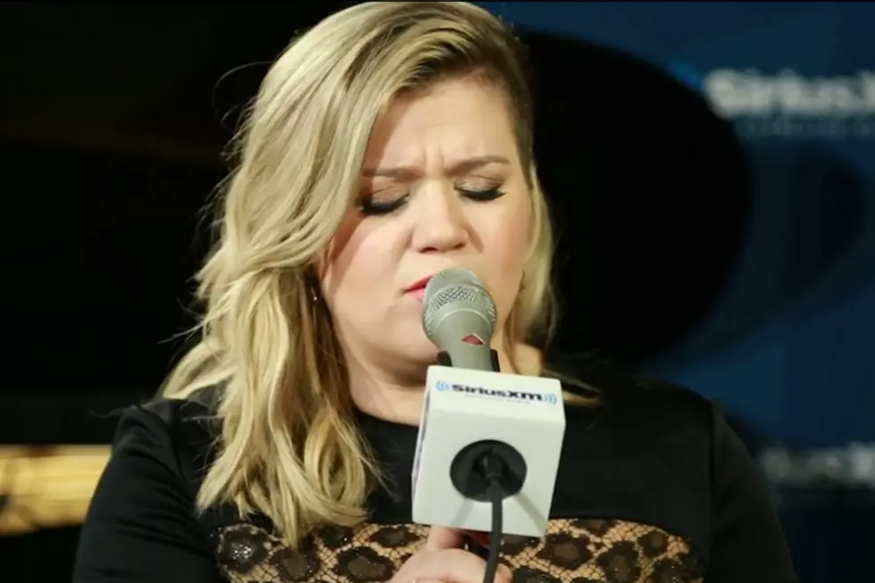 Watch Kelly Clarkson’s Gritty Cover of ‘Give Me One Reason’ [VIDEO]