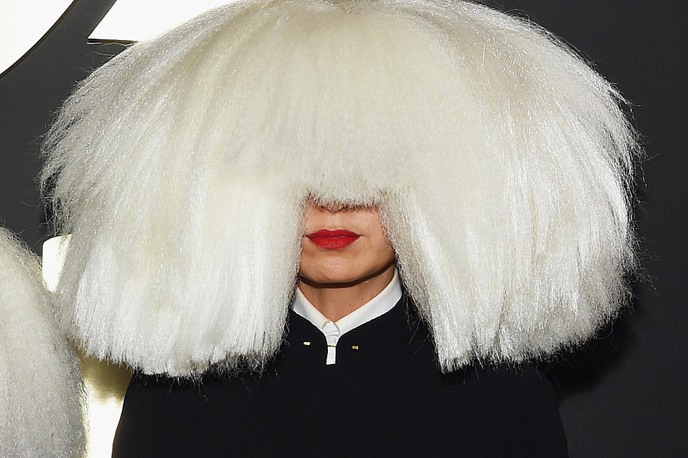 See Photos of Sia's Face