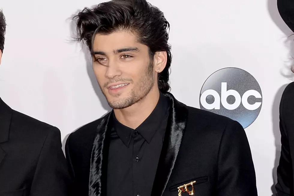 Zayn Malik Thanks Former Bandmates During Asian Awards 2015