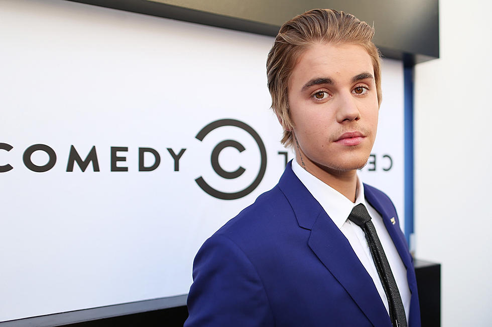 Justin Bieber Greeted by Gospel Choir, Ron Burgundy, More at Comedy Central Roast