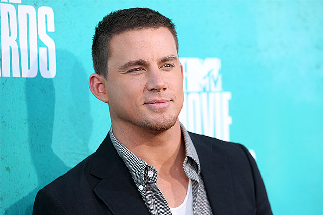 Channing Tatum Brings &#8216;Magic Mike&#8217; to the Gas Station