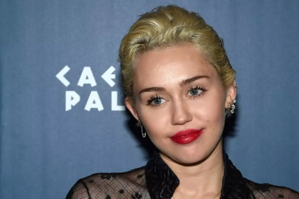 Miley Cyrus, Ashton Kutcher + More Attack Indiana&#8217;s &#8216;Religious Liberty&#8217; Law