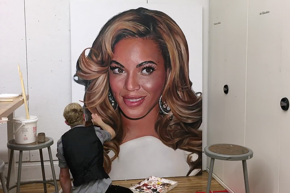Watch This Ultra Realistic Beyonce Portrait Come Together in Seconds [VIDEO]