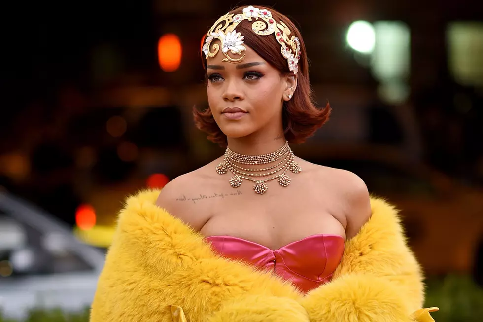Rihanna Brings ‘BBHMM’ and More Hits to the 2015 Met Gala