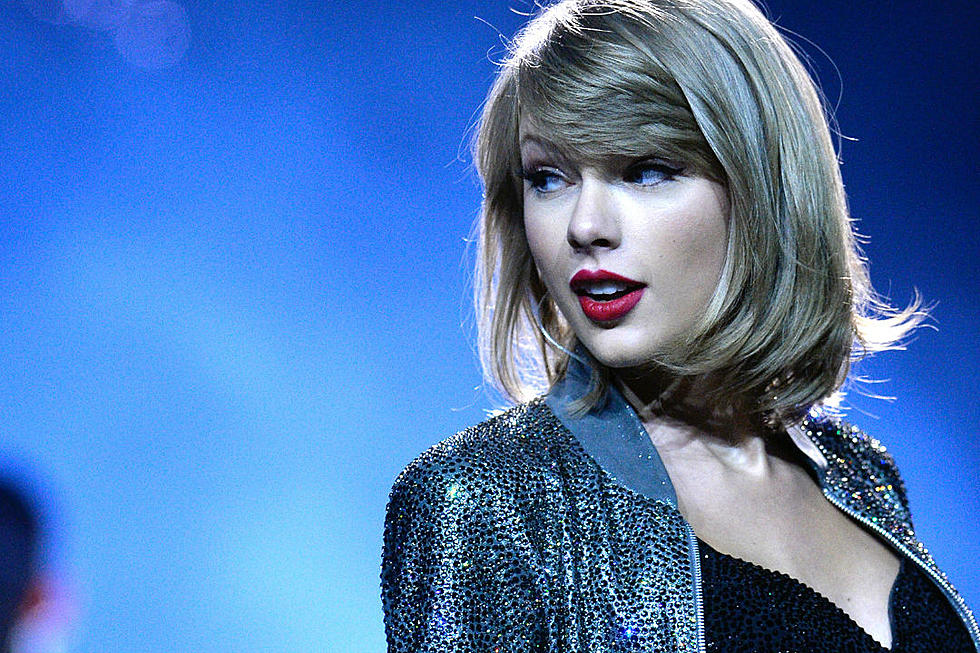 Will Taylor Swift Play The 2016 Super Bowl Halftime Show?