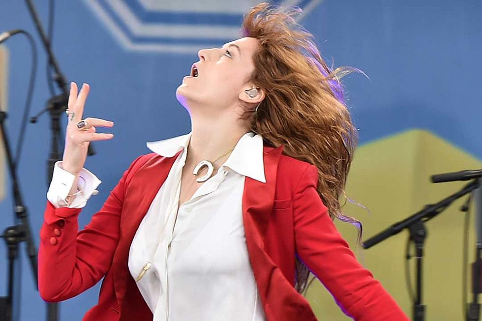 Florence + the Machine Scores First No. 1 With 'So Big, So Blue, So Beautiful'