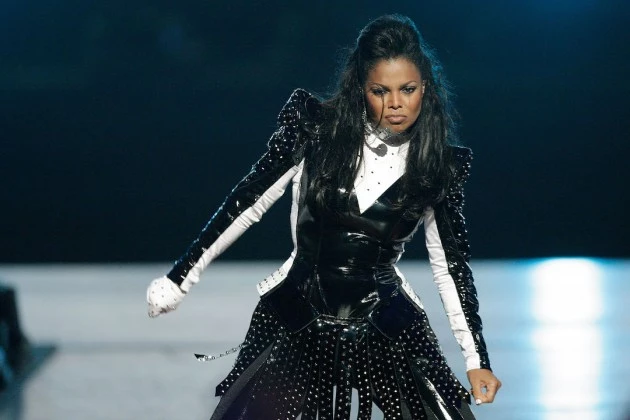 janet jackson unbreakable tour outfit