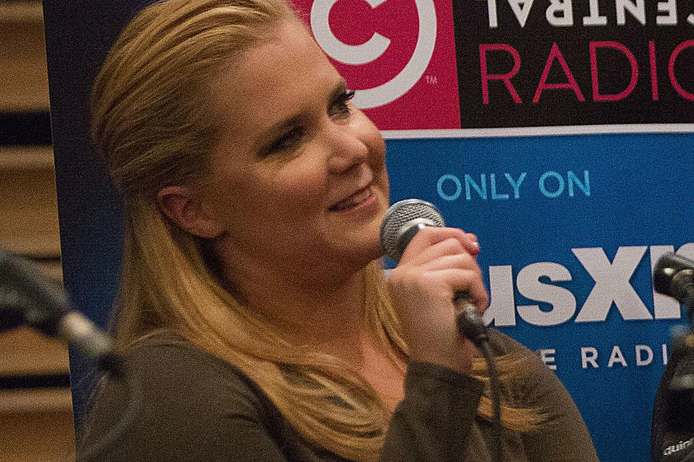 Amy Schumer And Her Adult-Sized Wine Glass Want to be on ‘Real Housewives’