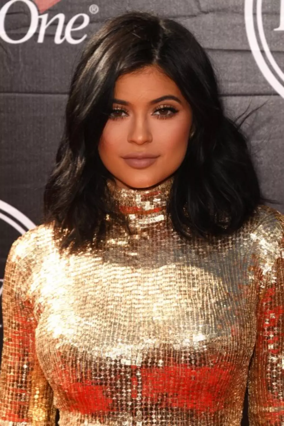 Kylie Jenner Paid $200k To Do This On Her Birthday