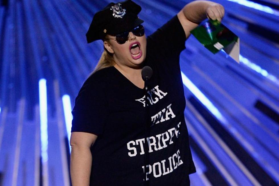 Rebel Wilson Becomes the FCC&#8217;s Enemy With &#8216;F&#8212; Tha Stripper Police&#8217; Shirt [WARNING: GRAPHIC LANGUAGE]