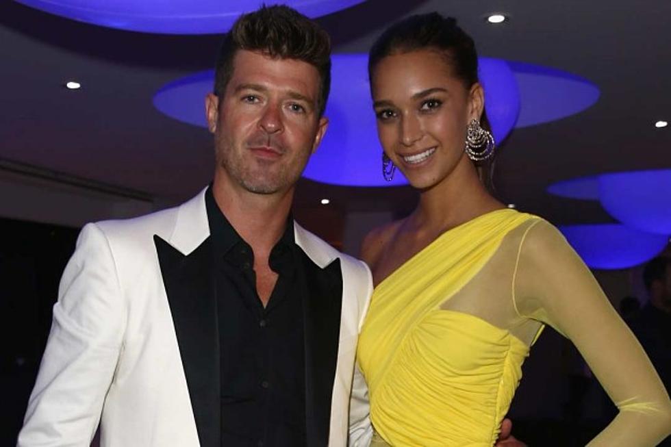 Robin Thicke Is NOT Engaged to His 20-Year-Old Girlfriend