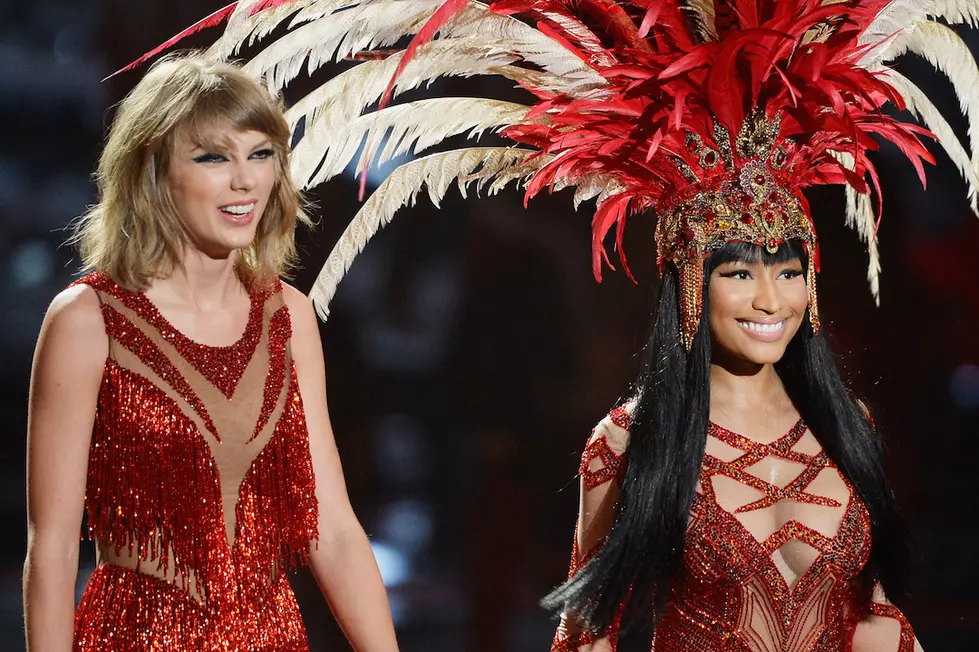 Taylor Swift and Nicki Minaj Kiss and Make Up During 2015 MTV VMAs Opening Performance: Watch