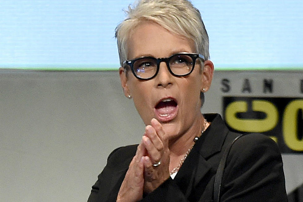 In Her Blood: Jamie Lee Curtis Recreates Mother's Grisly 'Psycho' Shower Scene
