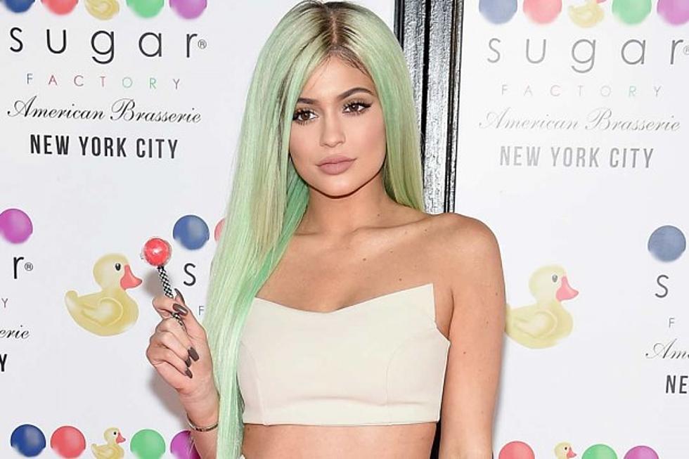 Kylie Jenner Looks Different Without Makeup, Go Figure