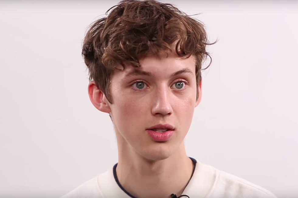 Troye Sivan Talks Fans, Favorites and Fangirling: Exclusive