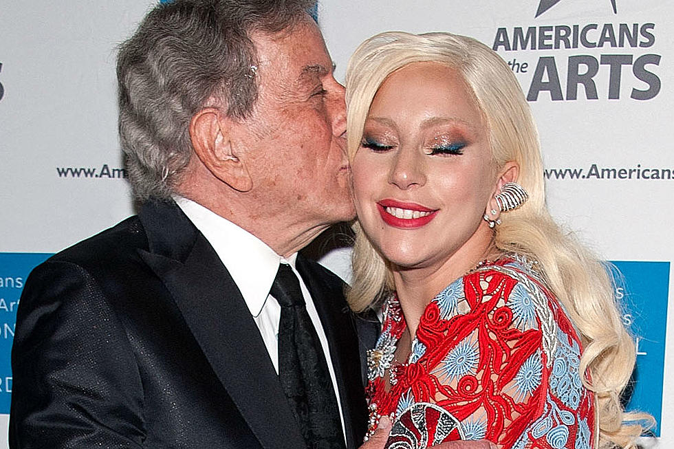 Lady Gaga's Famous Friends Want Her to Stop Smoking