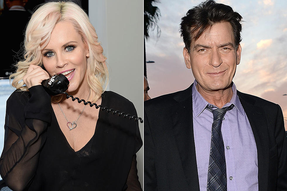 Jenny McCarthy Clarifies Comments on Charlie Sheen’s HIV Diagnosis