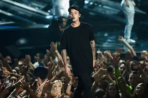 29 Celebrities Do Bieber Song