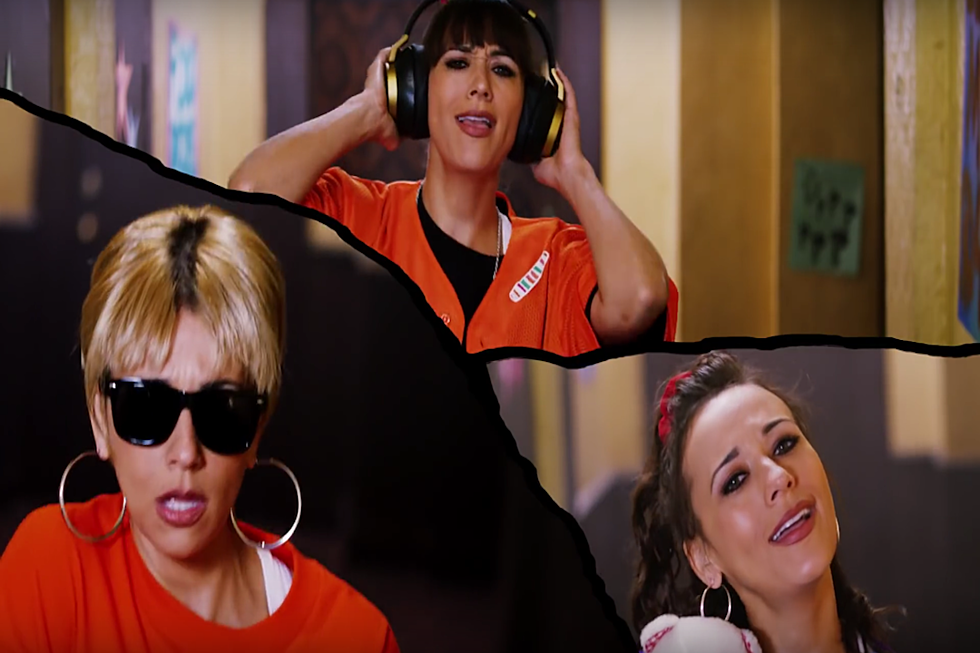 Rashida Jones Relives the '90s in Boss Selection's ‘Flip and Rewind’ Video