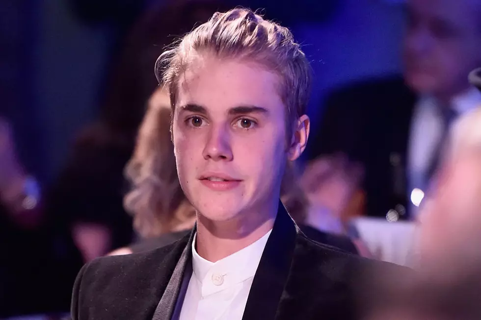 Ouch! Justin Bieber Takes Nasty Spill Off Stage