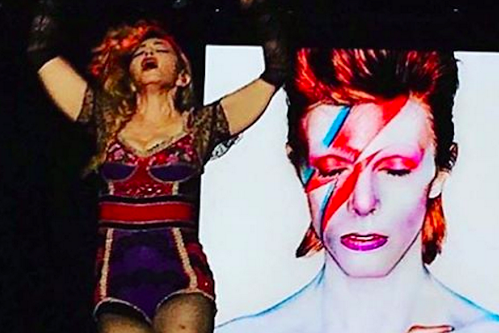 Madonna Pays Tribute to David Bowie Live in Concert