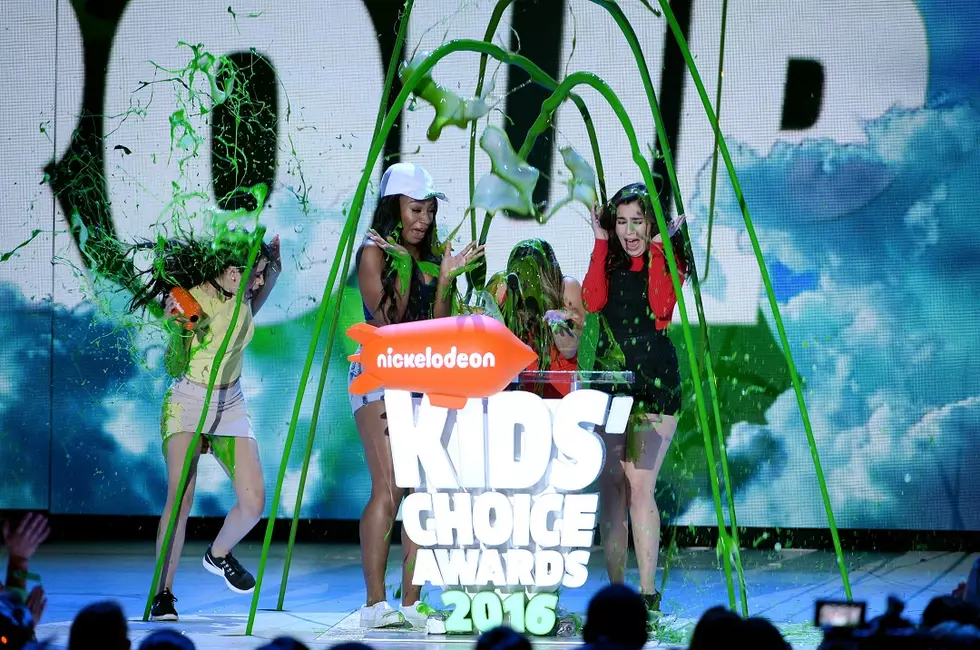 Watch Fifth Harmony Get Slimed Onstage at the 2016 Kids’ Choice Awards