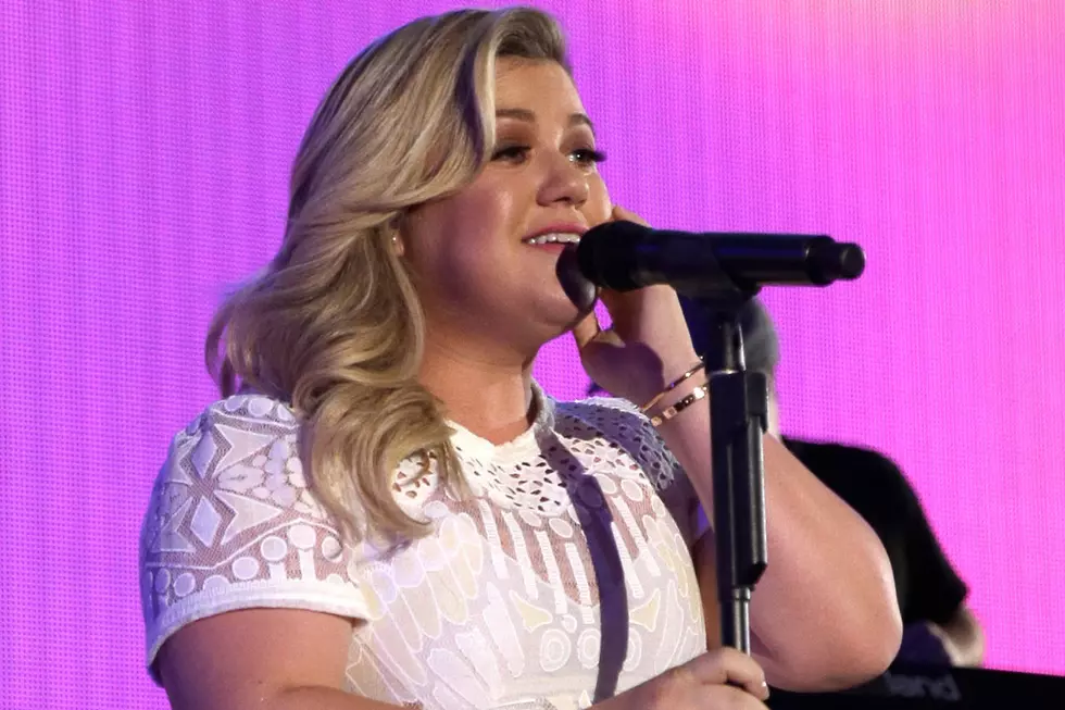 Kelly Clarkson Makes Thunderous Return From Vocal Rest, Teases ‘Big Announcement’