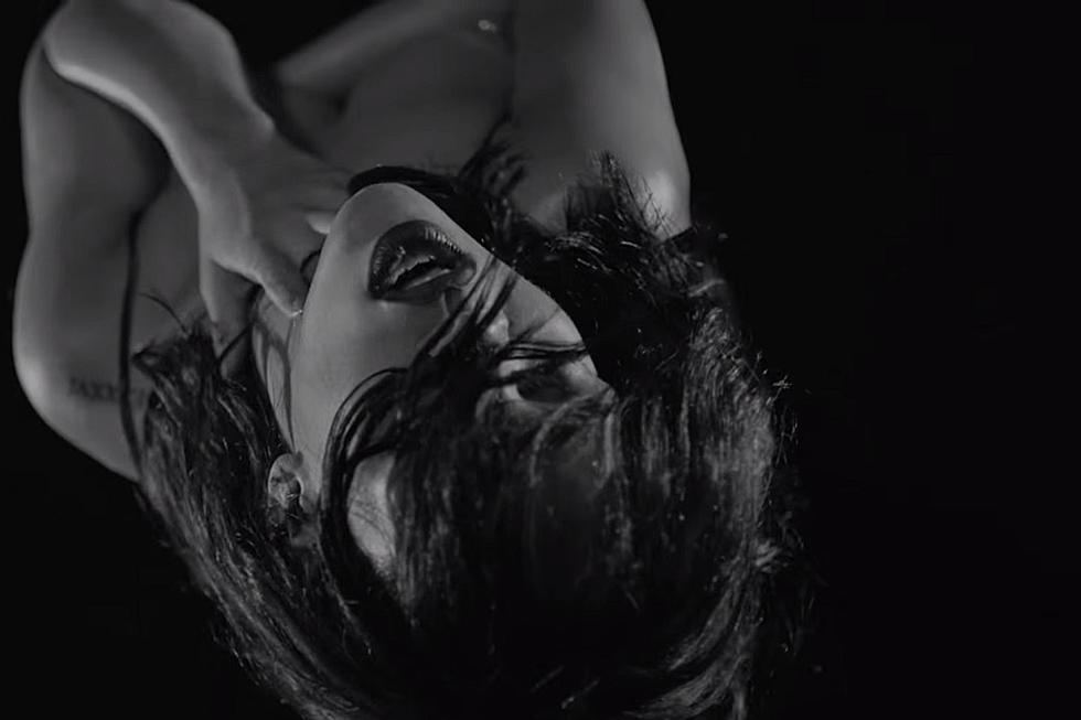 Rihanna Wants to ‘Kiss It Better’ With Her Sensual New Video