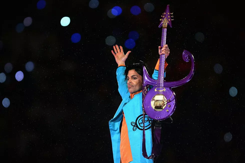 Texas Lawmaker Files Resolution Commemorating Prince’s Super Bowl Performance