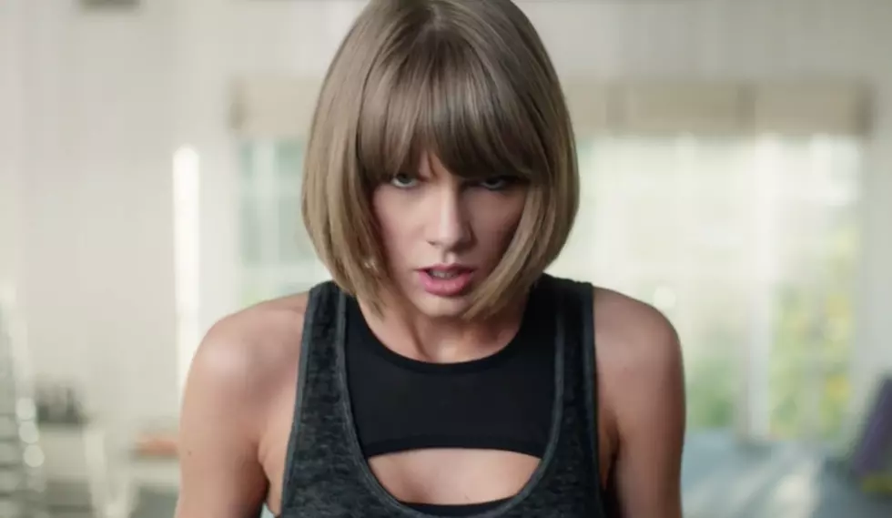 Taylor Swift Raps to ‘Jumpman,’ Pratfalls Impressively in New Apple Ad