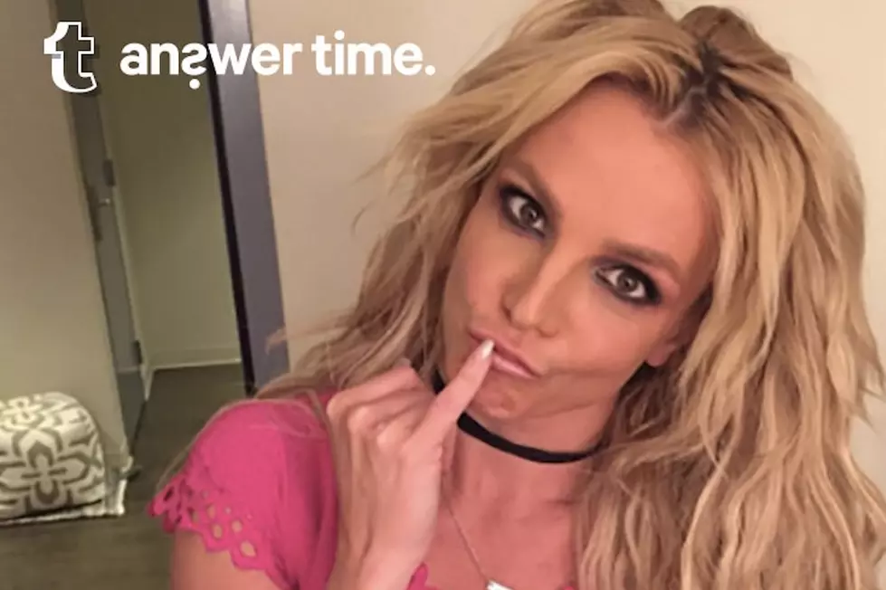 Britney Spears Says New Album Is Coming ‘Very Soon,’ New Video Has ‘Female Empowerment. LOL’, Loves Fudge